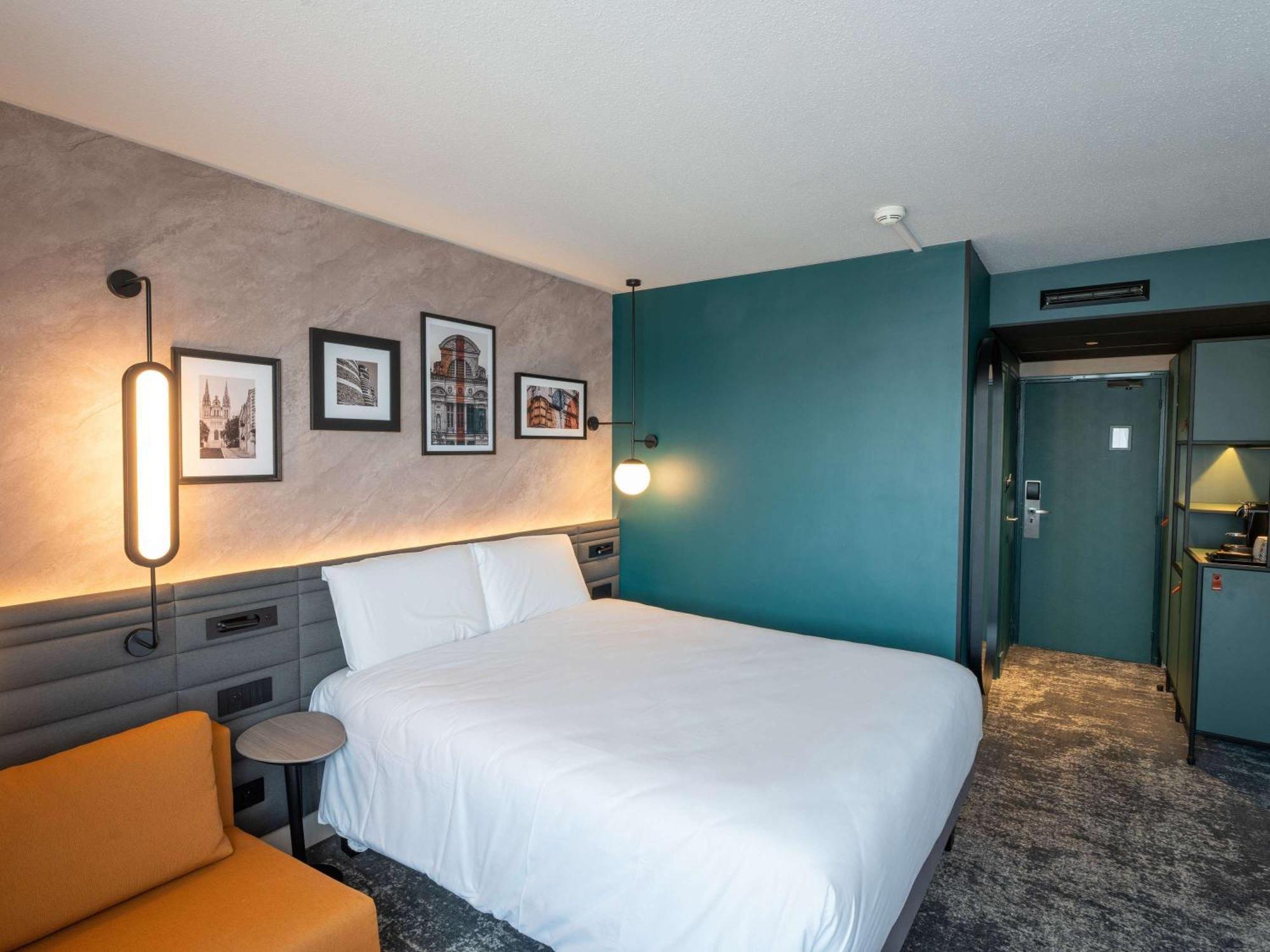 Novotel Angers Lac De Maine Экстерьер фото