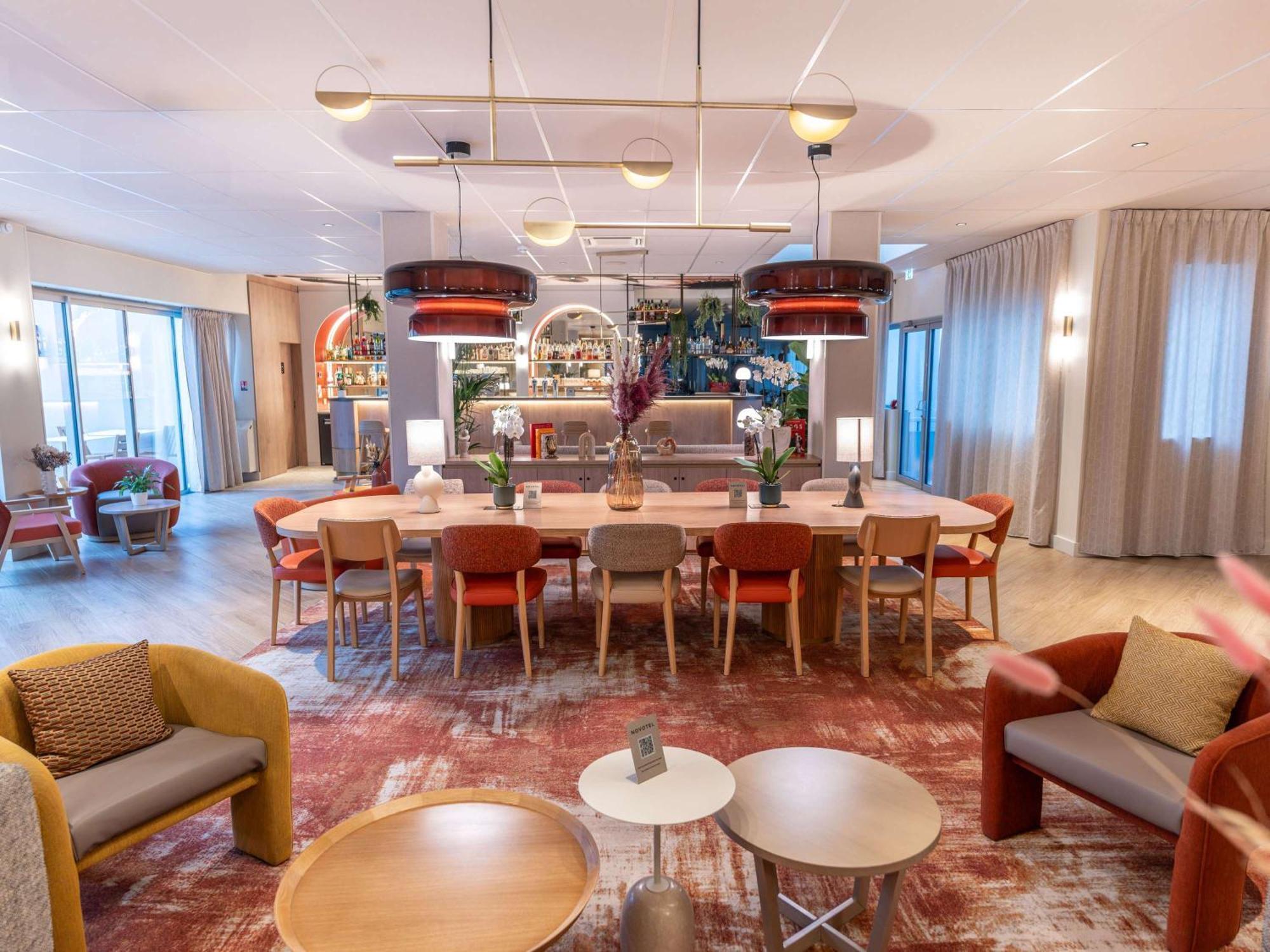 Novotel Angers Lac De Maine Экстерьер фото