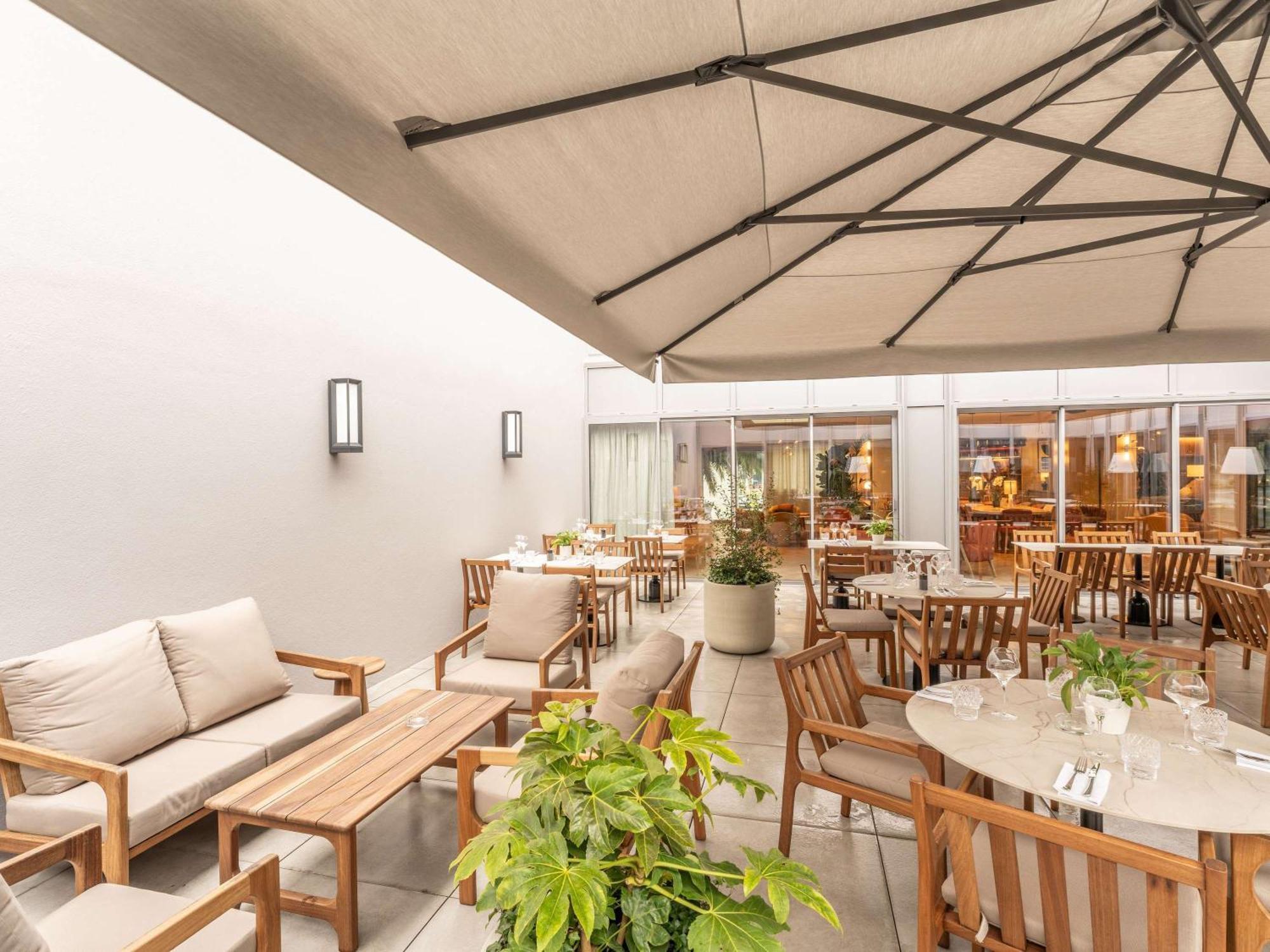 Novotel Angers Lac De Maine Экстерьер фото
